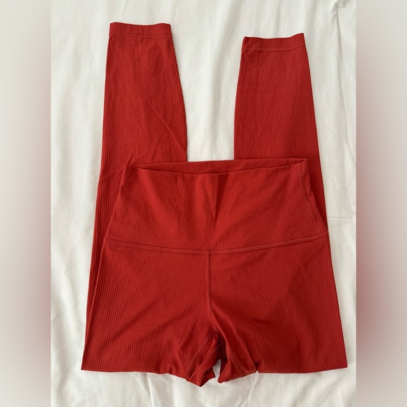 Lululemon Align Ribbed High-Rise Pant 25"
Cayenne red orange fall autumn - Picture 8 of 12